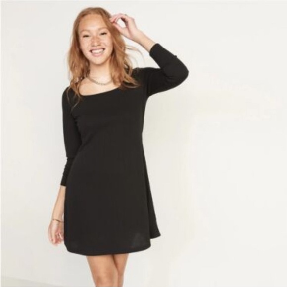 NWT! Old Navy Fit and Flare Black Long Sleeve Ribbed Dress - Multiple Sizes - Picture 3 of 3